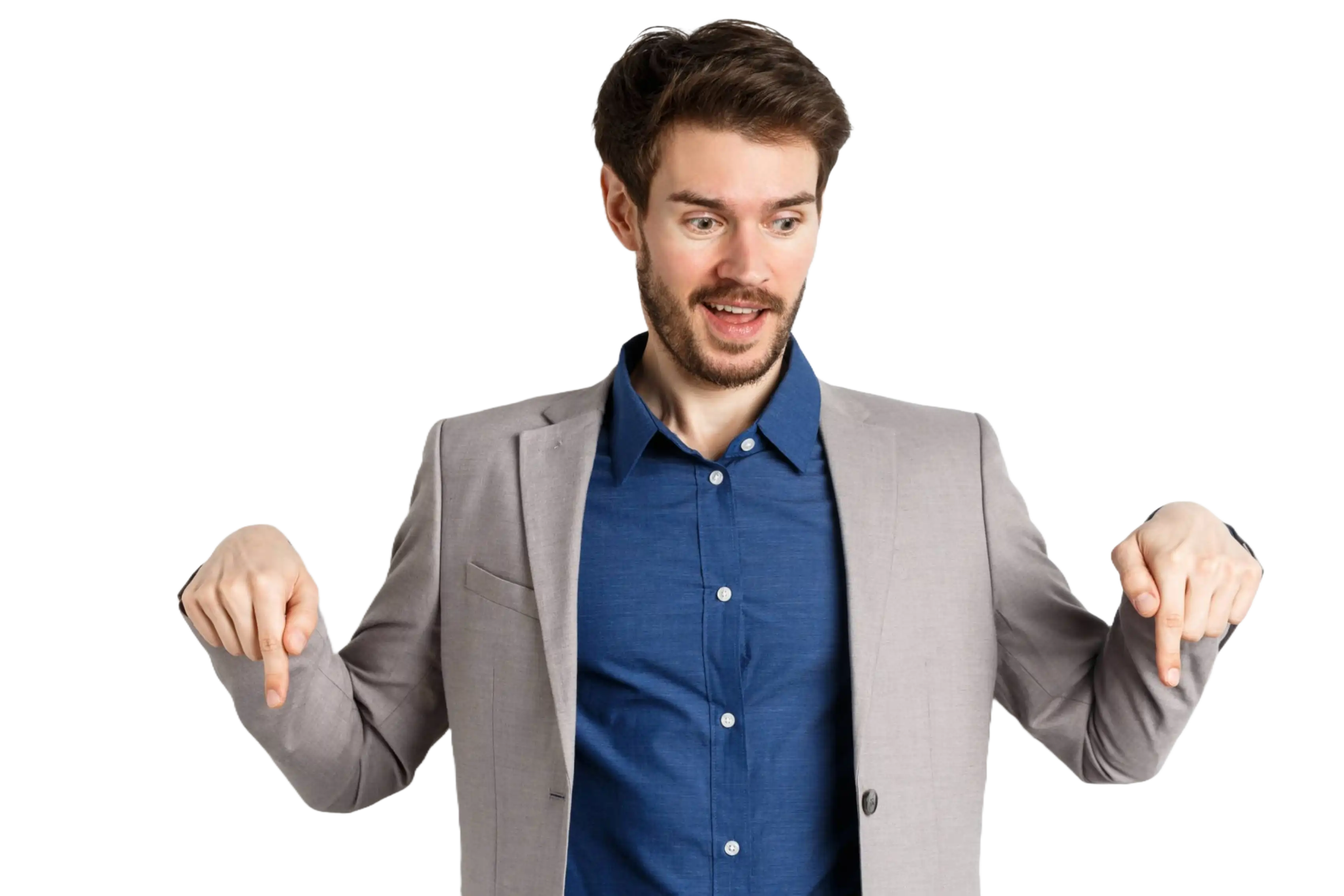 Empresário sorridente apontando para tela com dúvidas frequentes sobre a TV Indoor da JMV